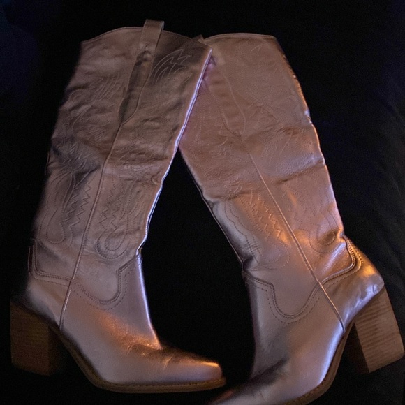 Gianni Bini Brush Metallic Matte Western Knee High Cowgirl Boots Baby Pink - Picture 3 of 7